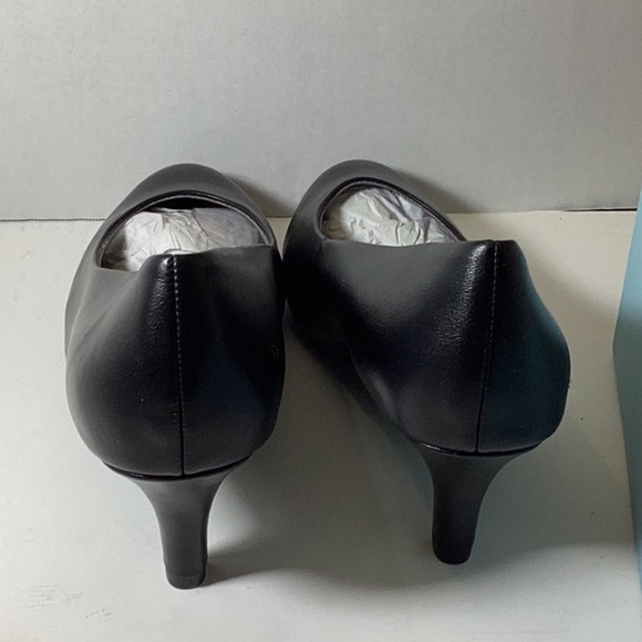 LifeStride Women's Parigi Pump - Picture 5 of 9